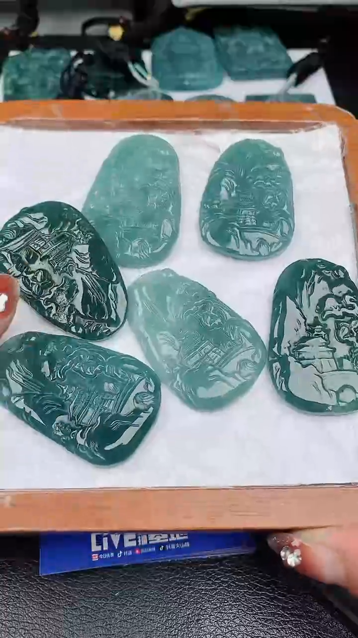 【闪购商品】翡翠颈饰未镶嵌多样性发货一件发货  小山水