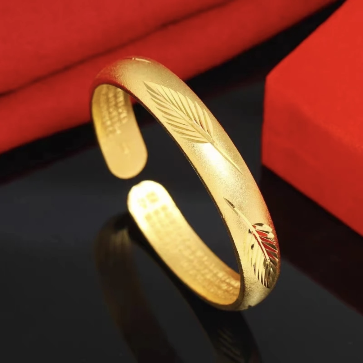 铜合金手镯 新中式羽毛手镯精美女款百搭经典饰品可调节树叶镯子