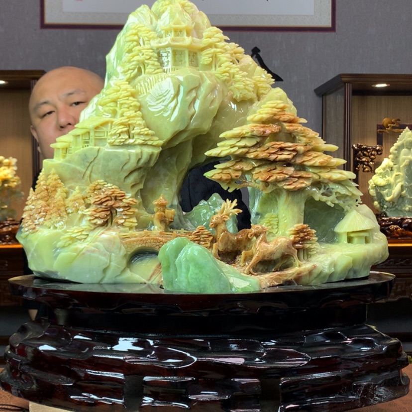 【闪购商品】蛇纹石玉摆件未镶嵌以****人