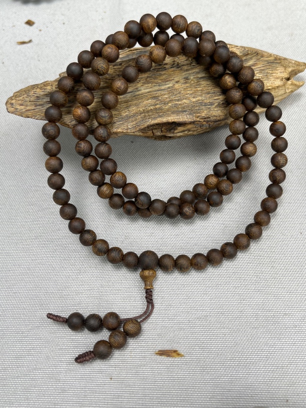 沉香奇楠白奇沉水母本留疤虫漏圆珠多圈卡7-24克多样性发一条