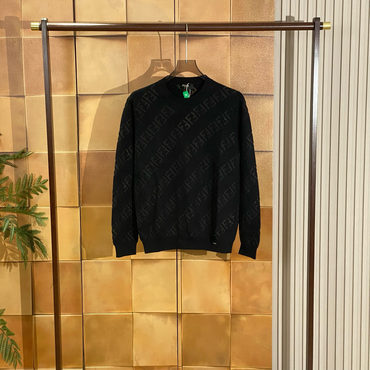 Fendi 黑色老花满印羊毛针织毛衣/48码/99新/27249