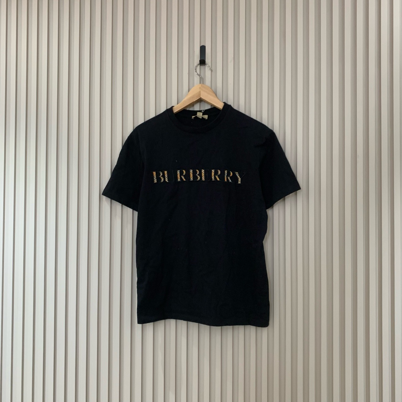 Burberry格纹刺绣logo短袖/M码/98新/13892