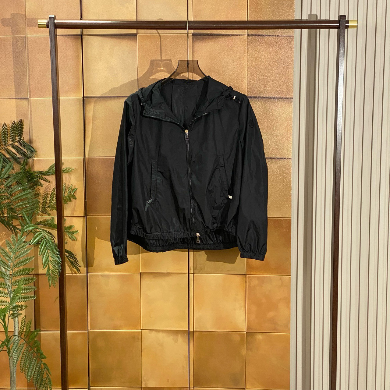 Moncler Boissard黑色徽标刺绣冲锋衣外套/0码/99新/27420