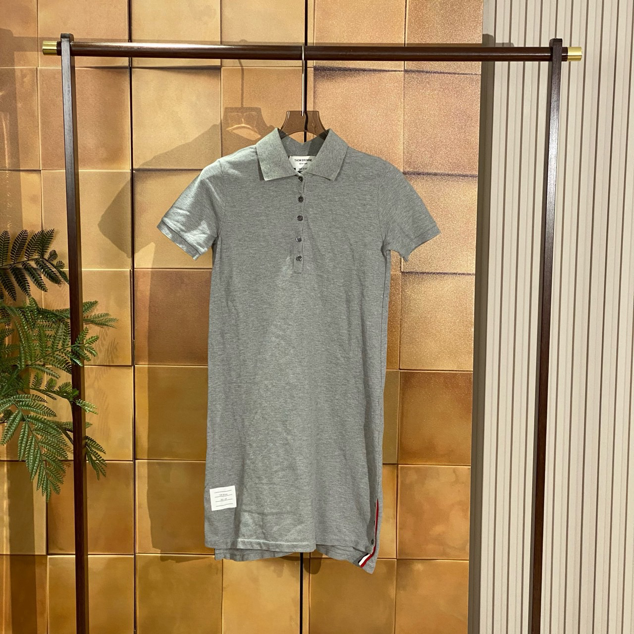Thom Browne 灰色polo领连衣裙/40码/99新/28418