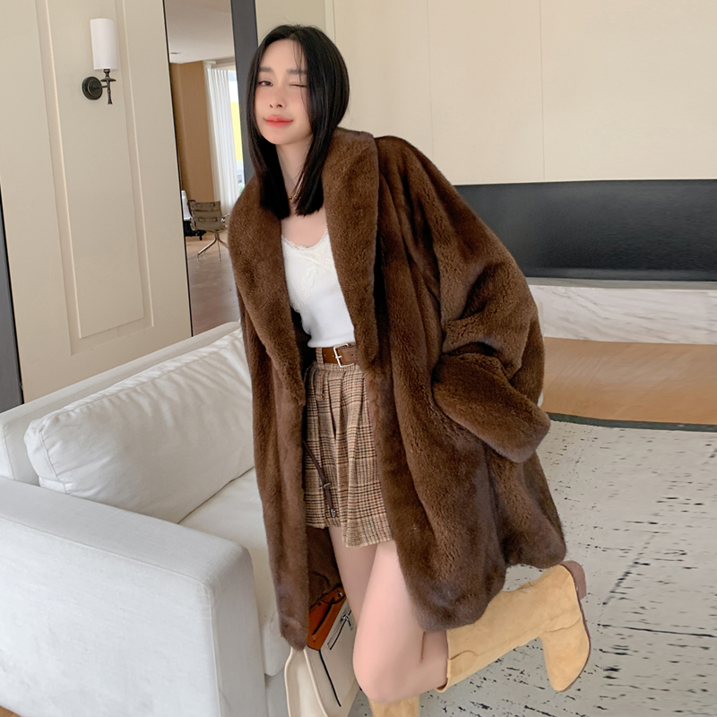 “小浴袍”进口天鹅绒紫标级水貂皮草女整貂外套中长款貂皮大衣