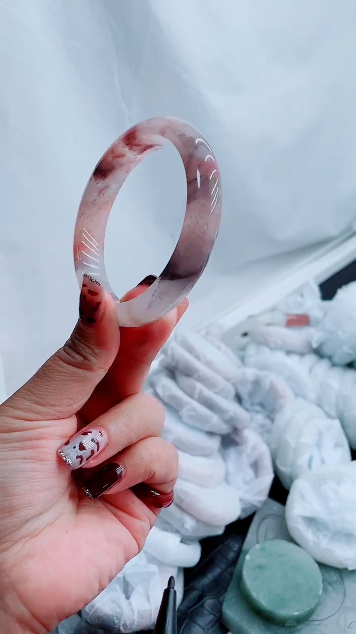 【闪购商品】石英质玉手镯未镶嵌Q106-62-63