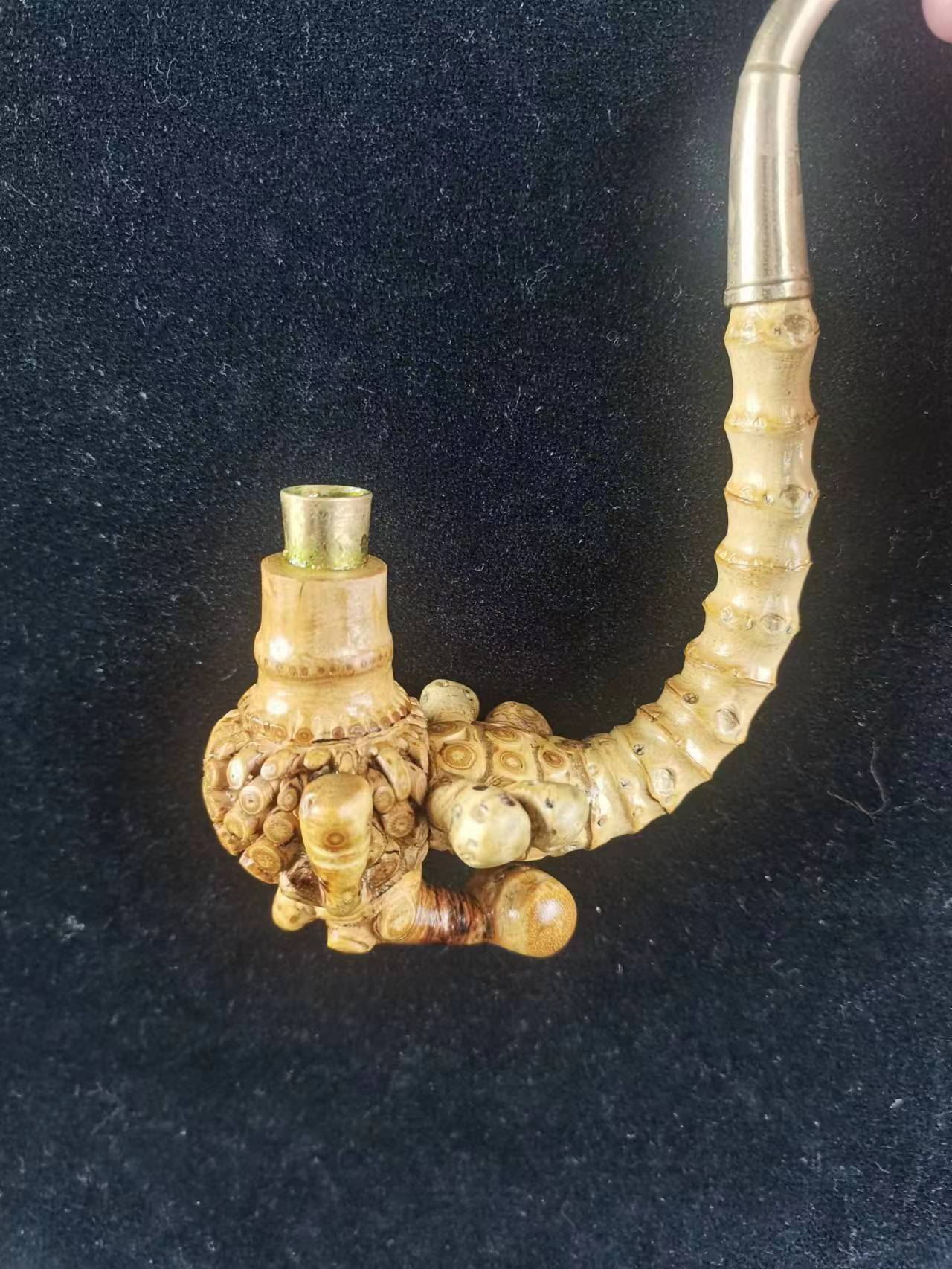 贵州手工竹根手把件。下单随机发货。图片只供参考；直播件一物一拍