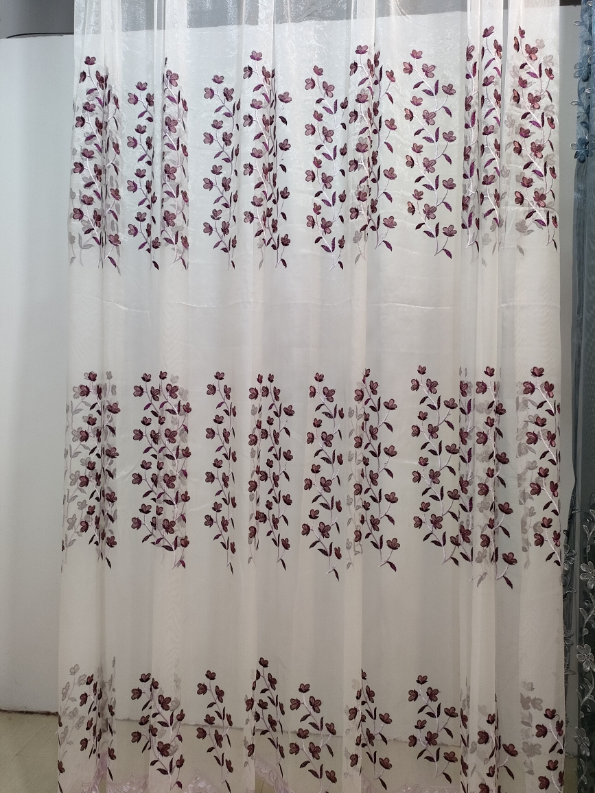 00649白色浮雕刺绣成品窗纱宽6米，高2.7米挂钩款，对开发货