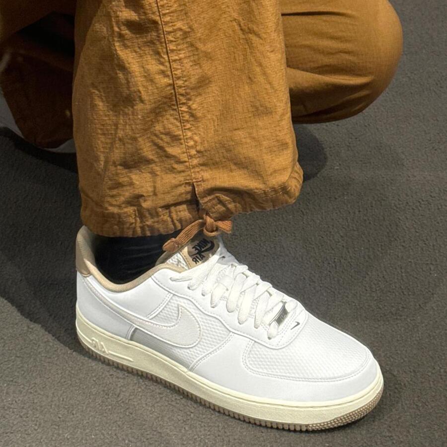 【滔搏联动】耐克Nike 男子AIR FORCE 1 '07 LV8休闲鞋FZ5225-100