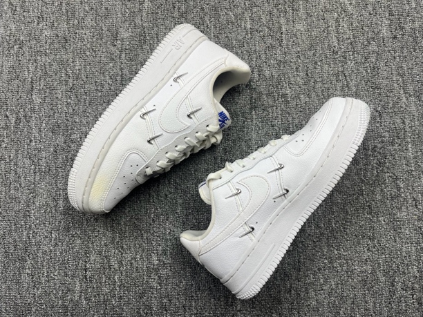 95新 NIKE/耐克 95新烁/36.5码/耐克/AF1 蓝白四钩/鞋头染色