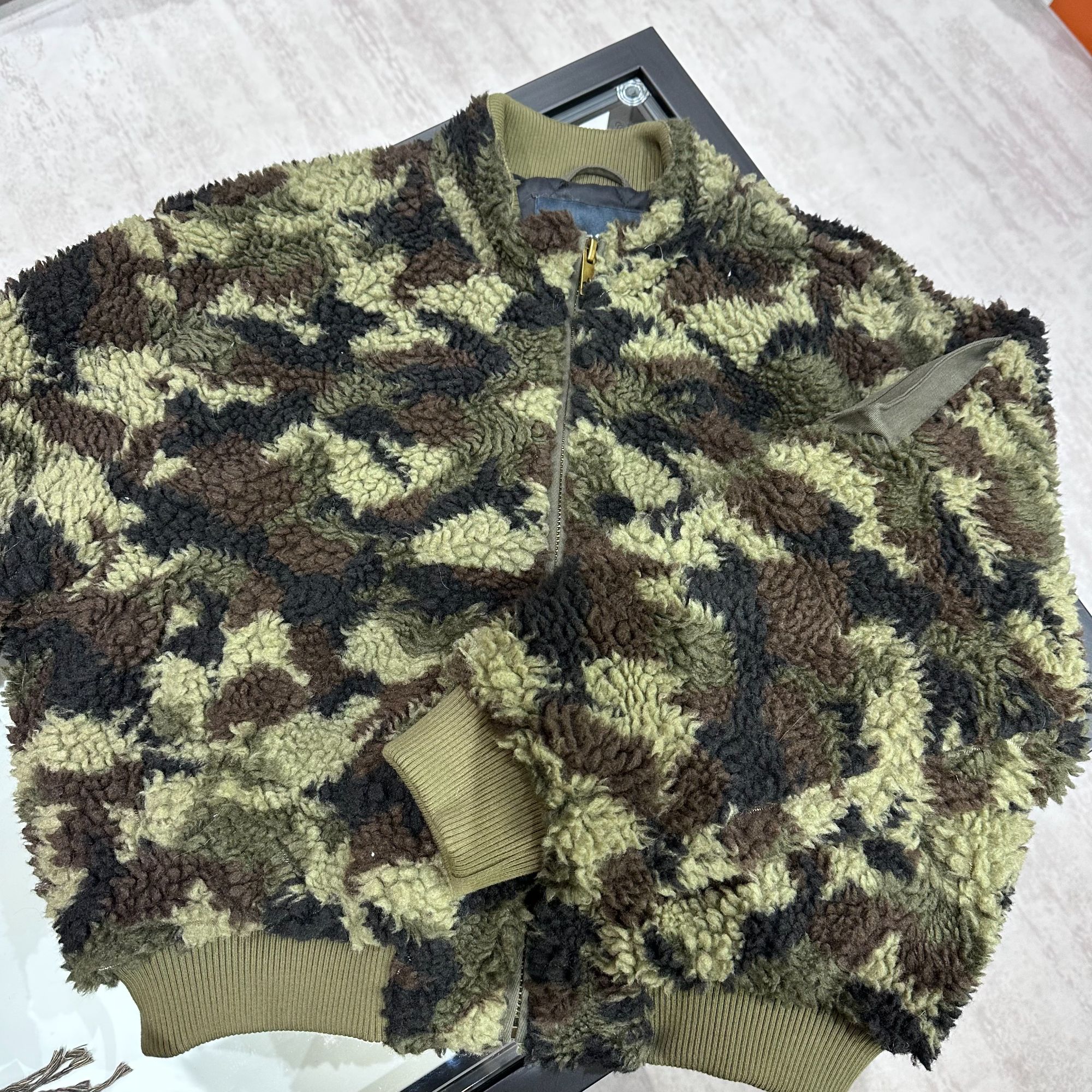 （065）迷彩毛绒高级感小众设计款外套-4N810W893