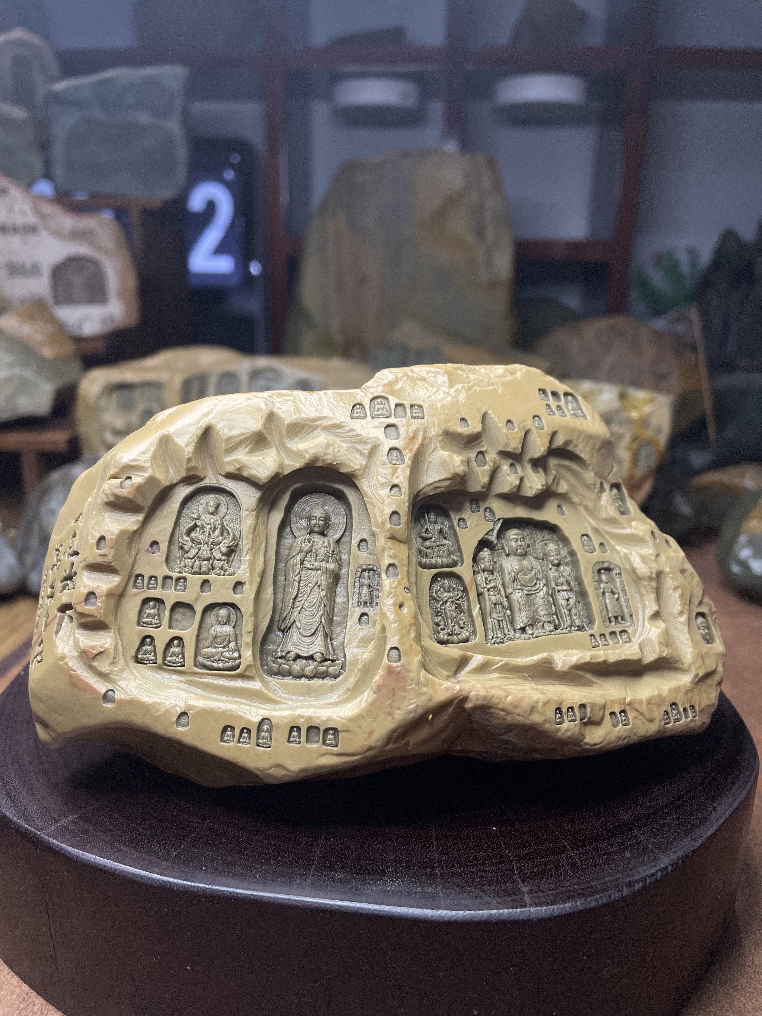 新疆戈壁泥石佛窟雕刻摆件手工创意