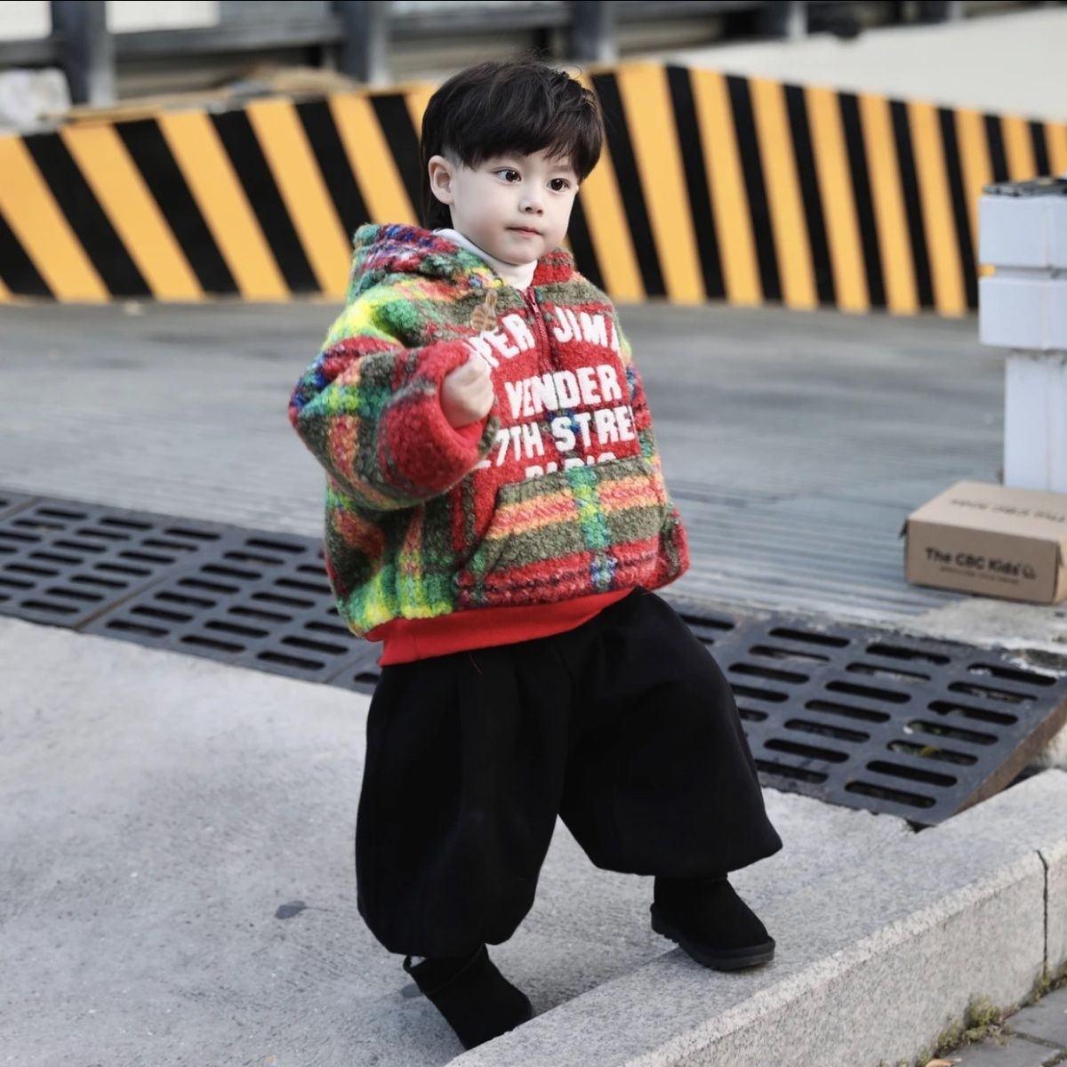 男女童连帽加绒卫衣套装冬装新款中小童宝宝洋气童装保暖两件套潮