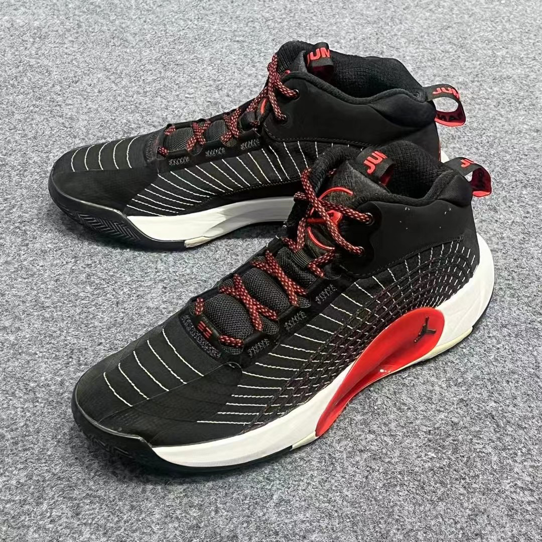 45码/NIKE AIRJORDAN黑红实战鞋 高帮