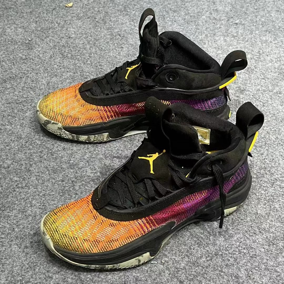 42码/NIKE AIRJORDAN36日落配色 高帮篮球鞋