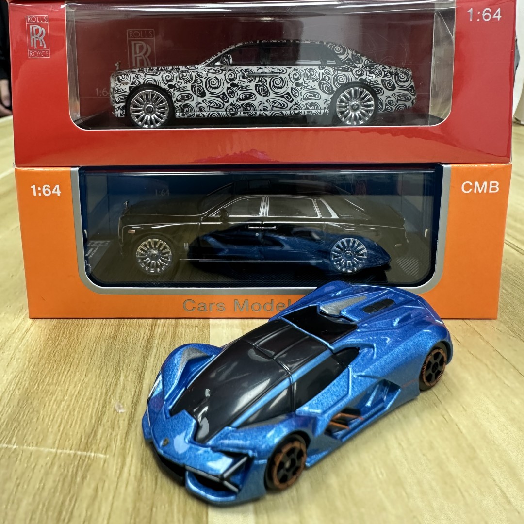 1:64比例汽车模型一个