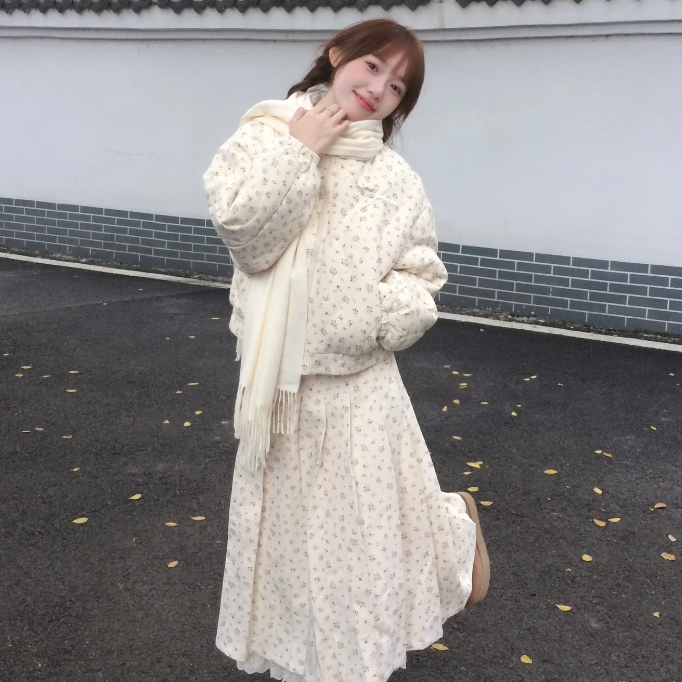 冬季新款韩版甜美温柔风软糯碎花棉服外套女+高腰显瘦长款半身裙