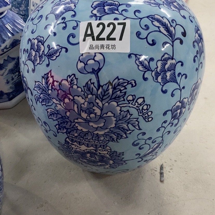 【闪购商品】陶瓷摆件路*?