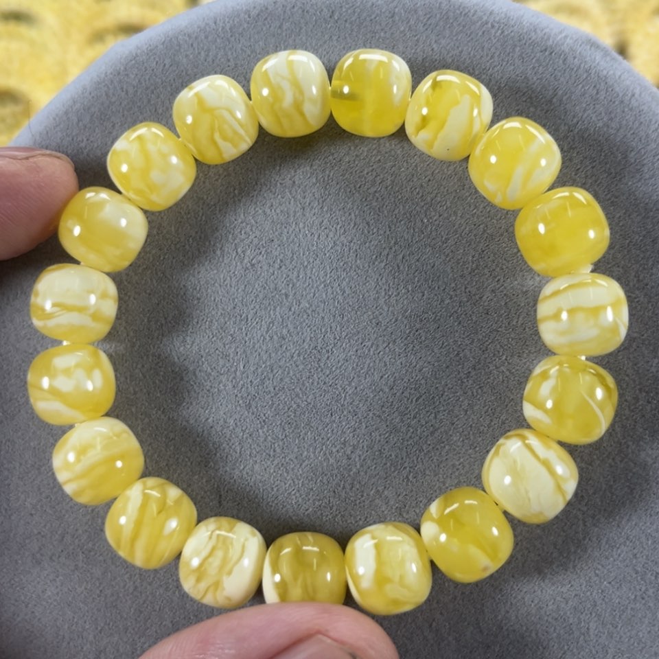 【闪购商品】蜜蜡手串未镶嵌纯天然俄同料金瓷白虎皮