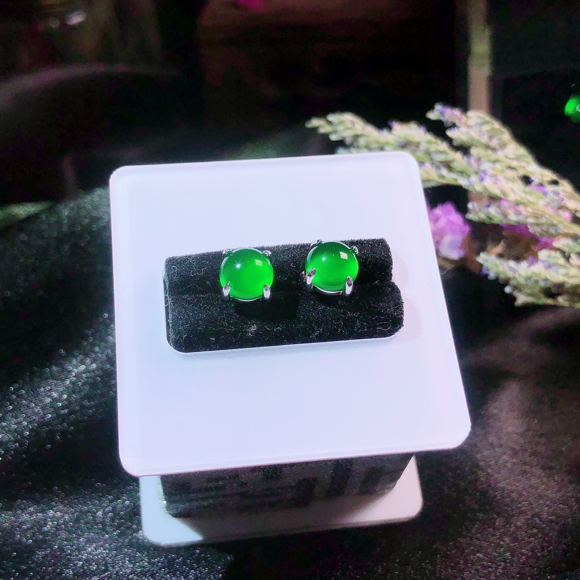 「蒂铭轩珠宝」绿玉髓925银镶嵌简镶6mm四爪小耳钉