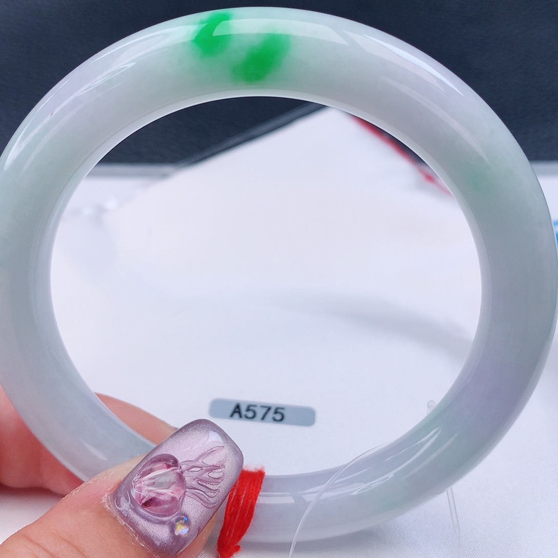 翡翠手镯未镶嵌60 翡翠手镯