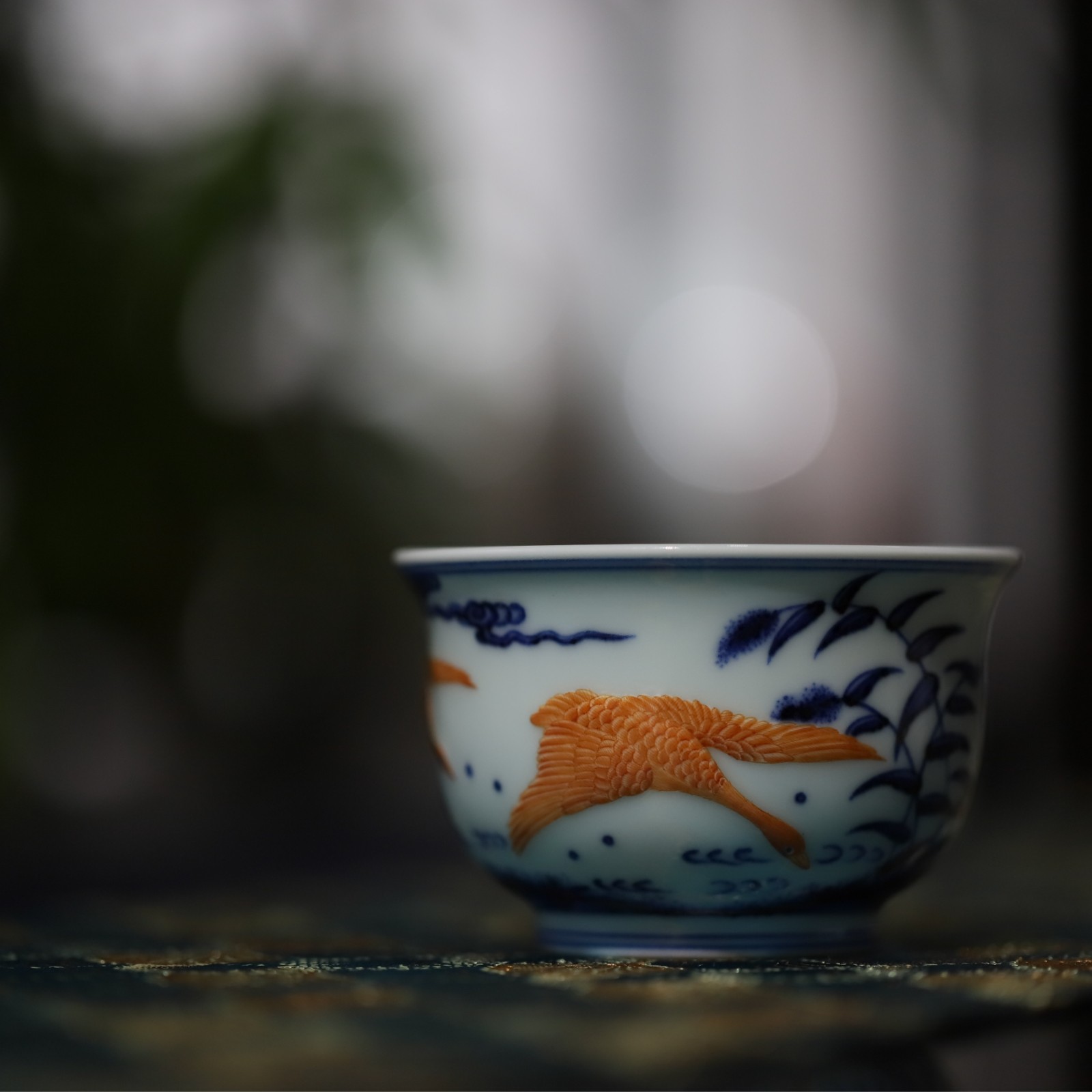 景德镇锦玉清韵王琳出品堆雕矾红芦雁纹炉式杯