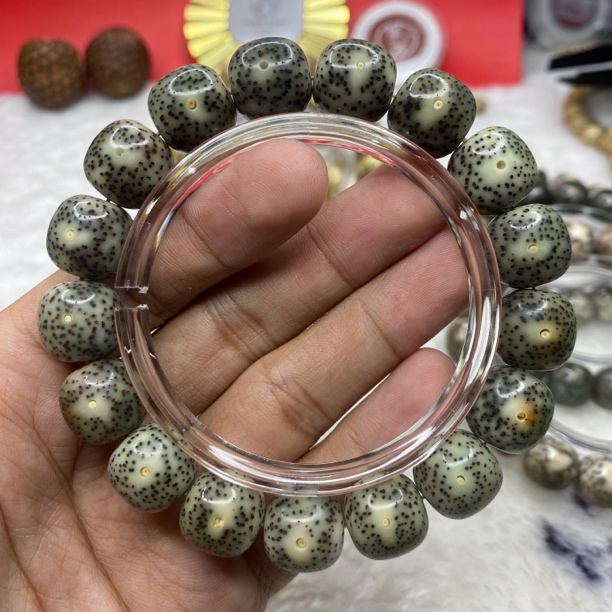 13.5*13石玉润月留白月朗星稀针尖小细星星月手串直销正品