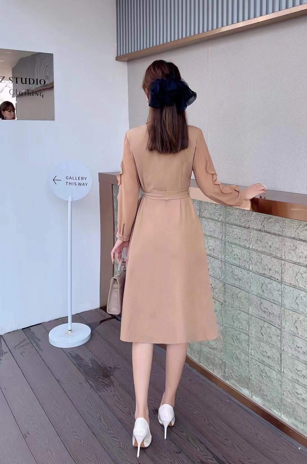 【OSM】2024秋季新款收腰显瘦气质简约连衣裙