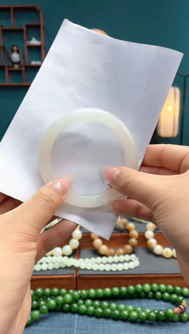 【闪购商品】和田玉手镯未镶嵌白玉手镯发一支