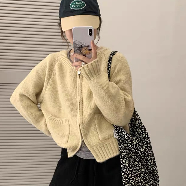 学院风双拉链粗线加厚短款毛衣外套女秋冬新款时尚糖果色针织开衫