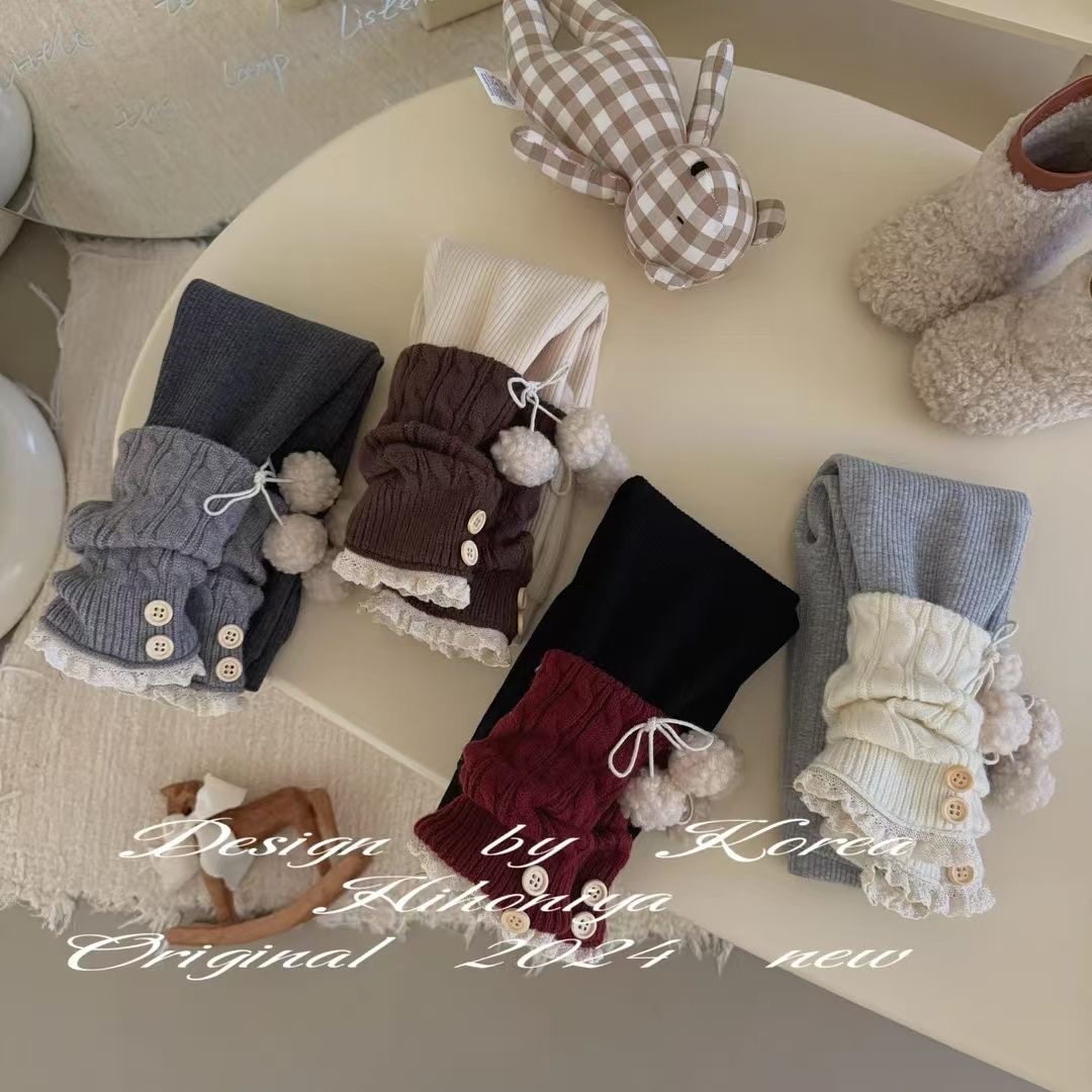 女童加绒打底裤新款冬季宝宝洋气一体绒加厚保暖弹力毛球袜套长裤