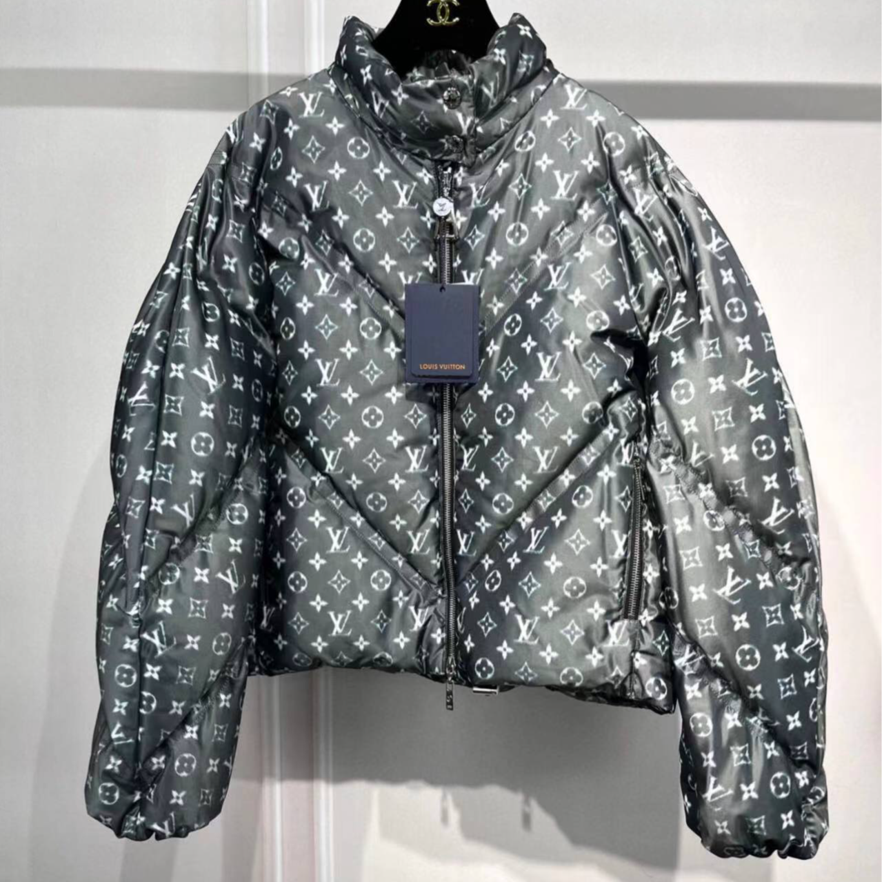 LouisVuitton/路易威登双双臻选/na31801/LV羽绒服/36码