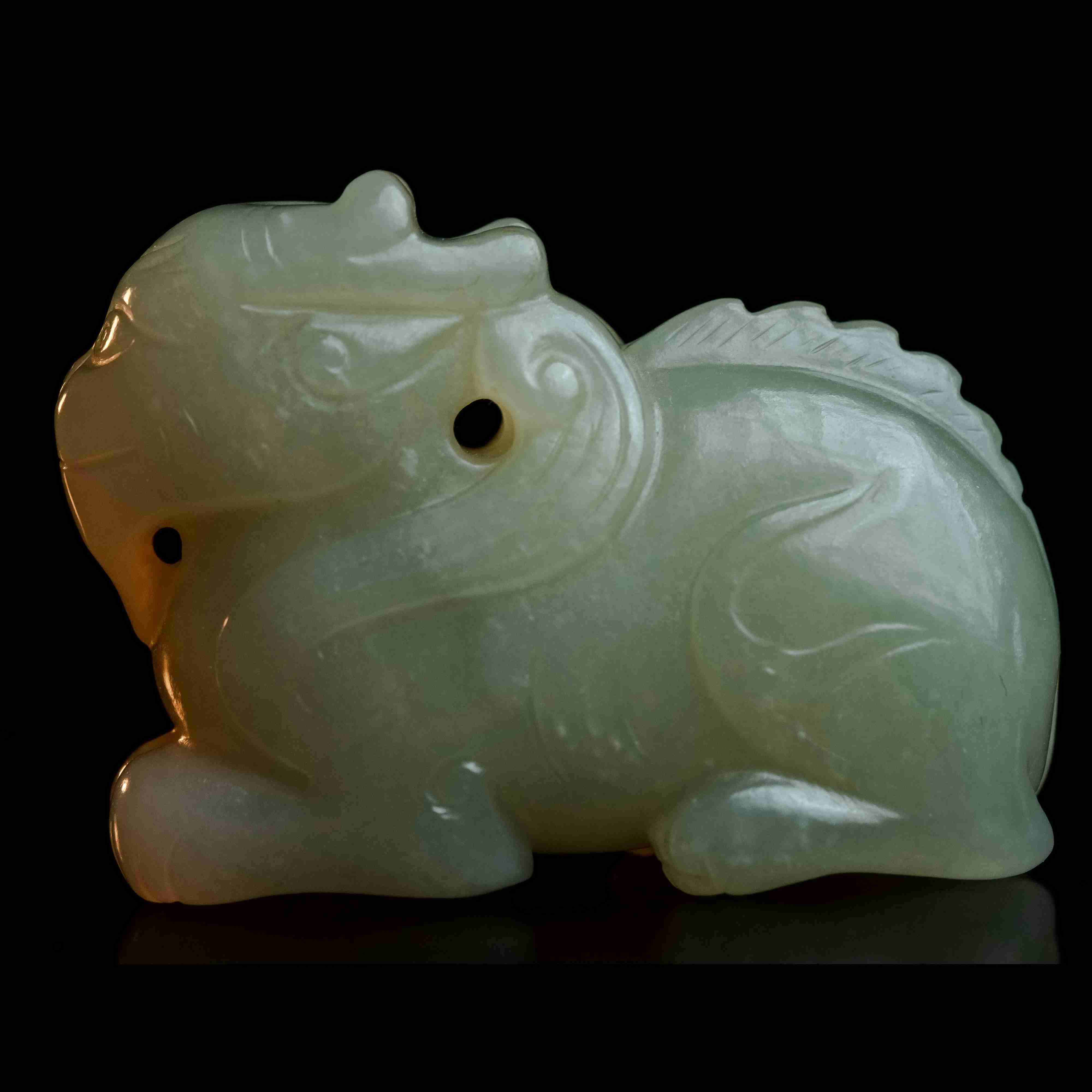 17清代和田玉瑞兽把件56