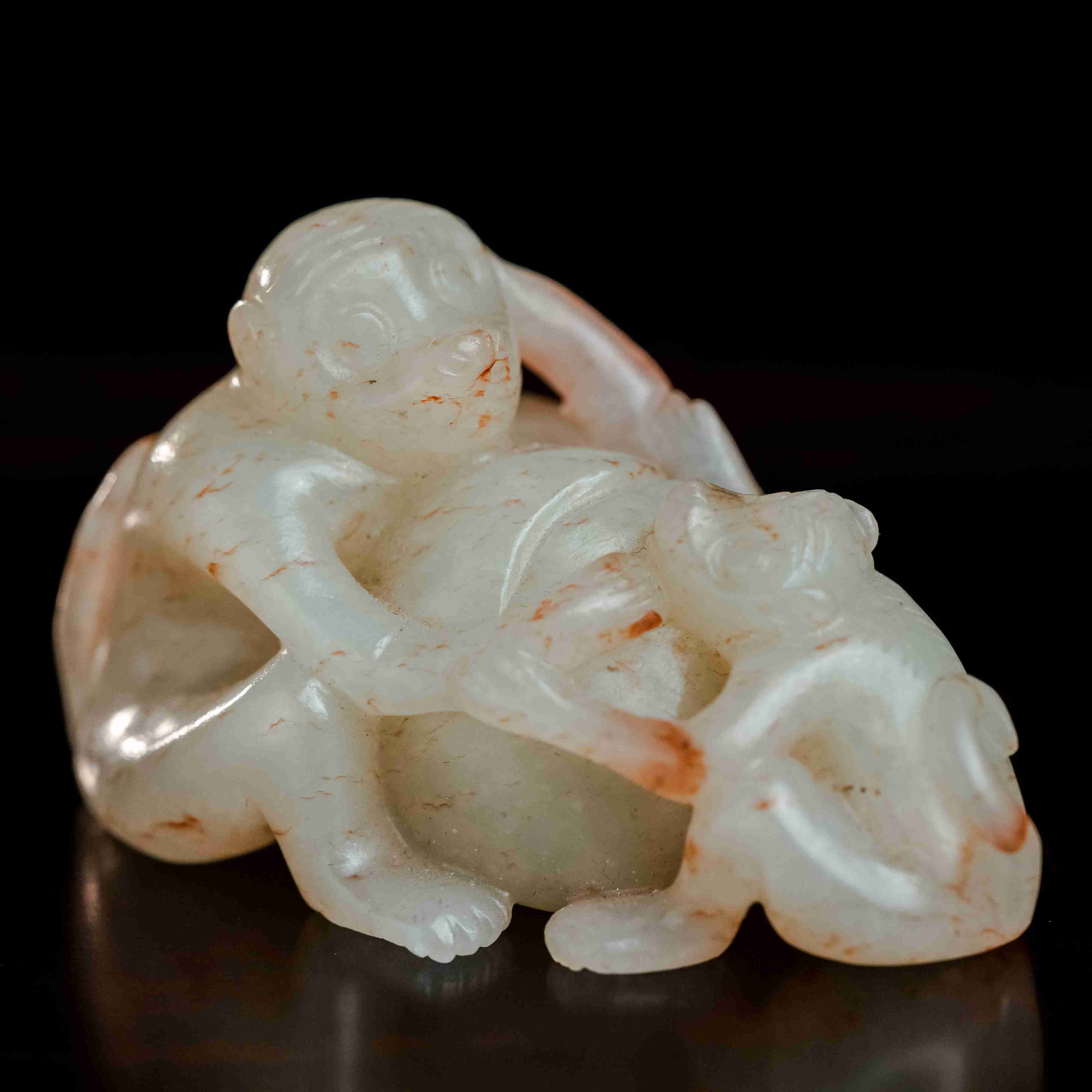 16清代和田玉灵猴献寿1320