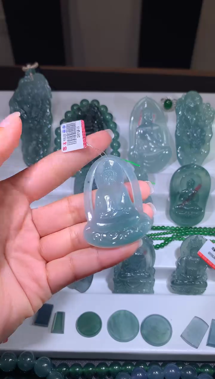【闪购商品】翡翠颈饰未镶嵌33