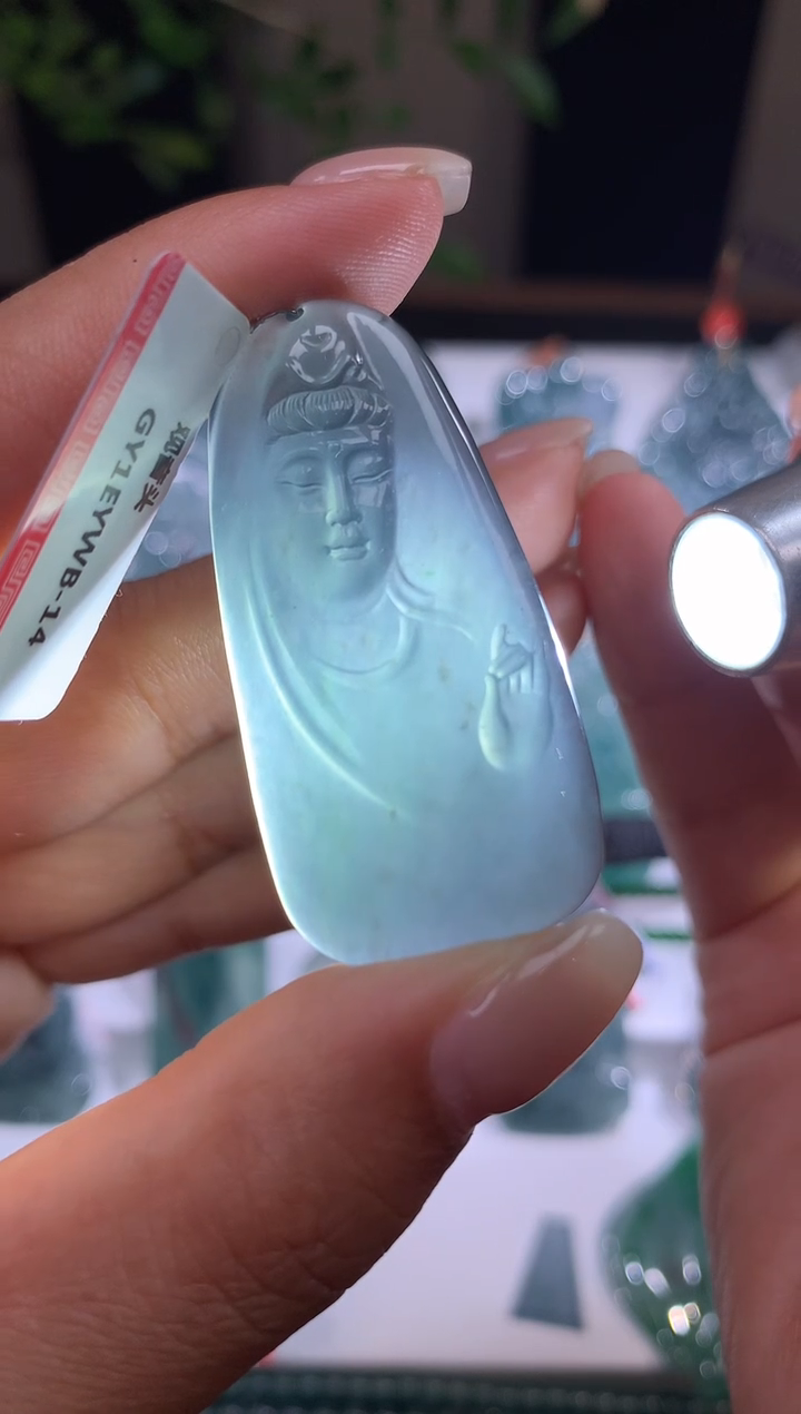 【闪购商品】翡翠颈饰未镶嵌60
