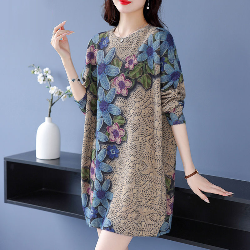 2025秋冬新款复古印花宽松针织连衣裙洋气显瘦圆领中长款百搭毛衣