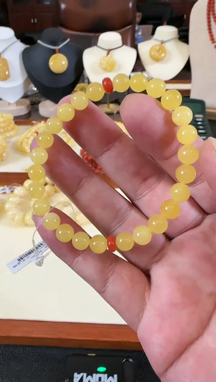 【闪购商品】蜜蜡手链未镶嵌鸡油黄手串