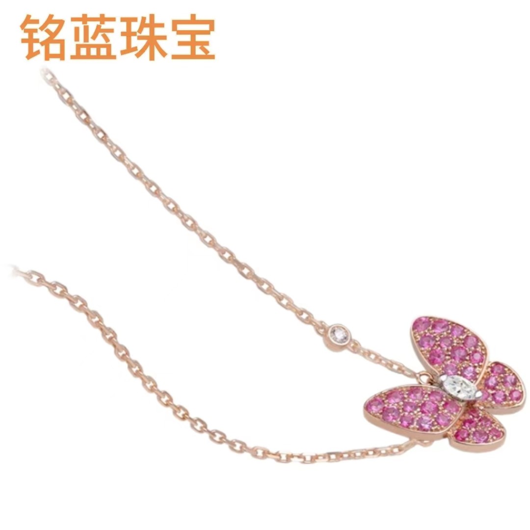 18k金钻石时尚轻奢粉蝴蝶彩色气质满百搭少女项链镶钻灵动