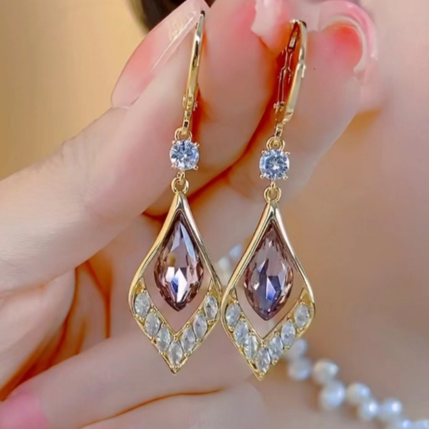 铜合金合成锆石耳饰 金色时尚百搭气质简约设计高级感耳环121