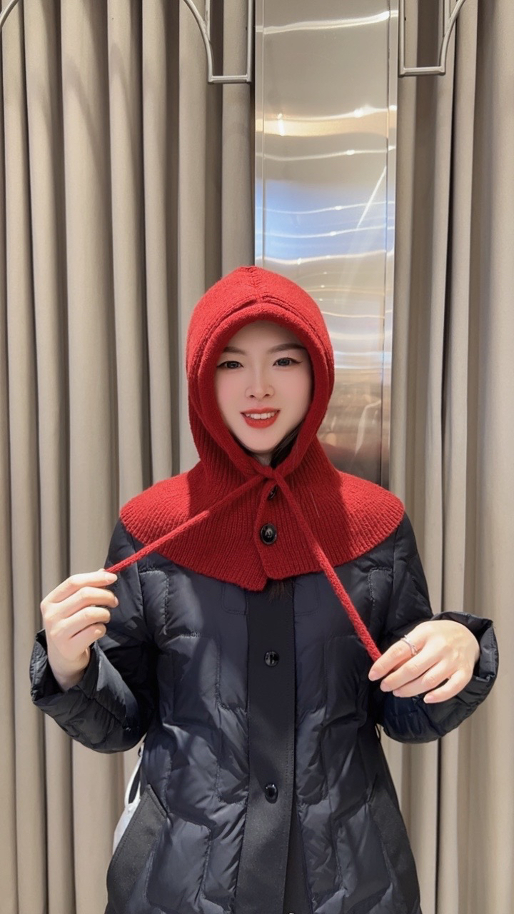 王姐推荐秋冬新款针织纯色围脖一体帽