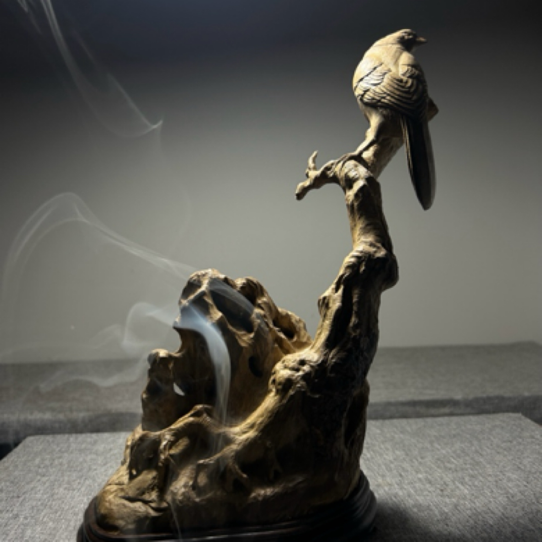 楠木手工雕刻花鸟香炉摆件一体高29Cm