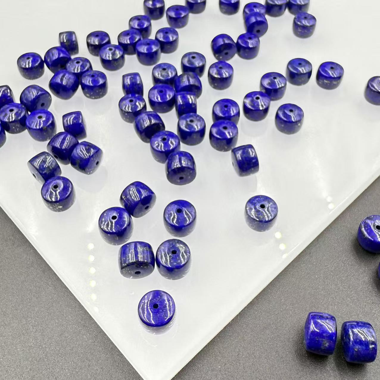 「戴琴珠宝」FR5507-青金石老型珠7mm左右配件（多样性发其一）