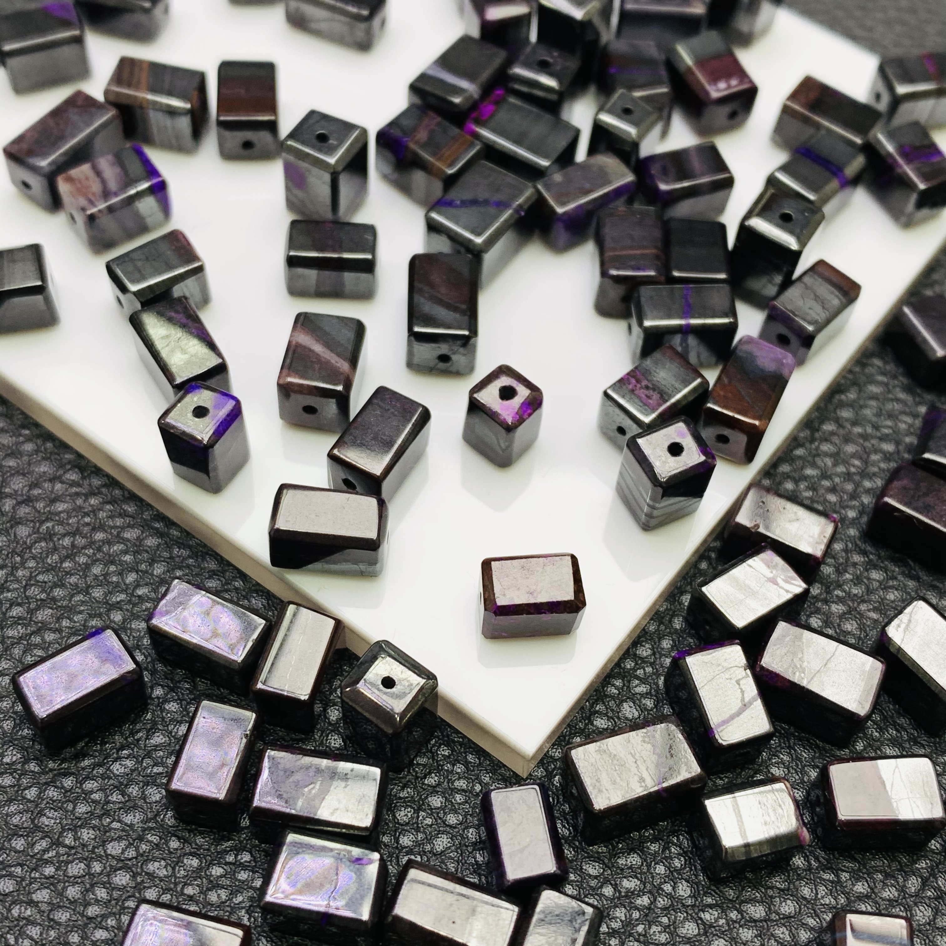 「戴琴珠宝」FR5196-舒俱来方块通孔配件（多样性发其一）