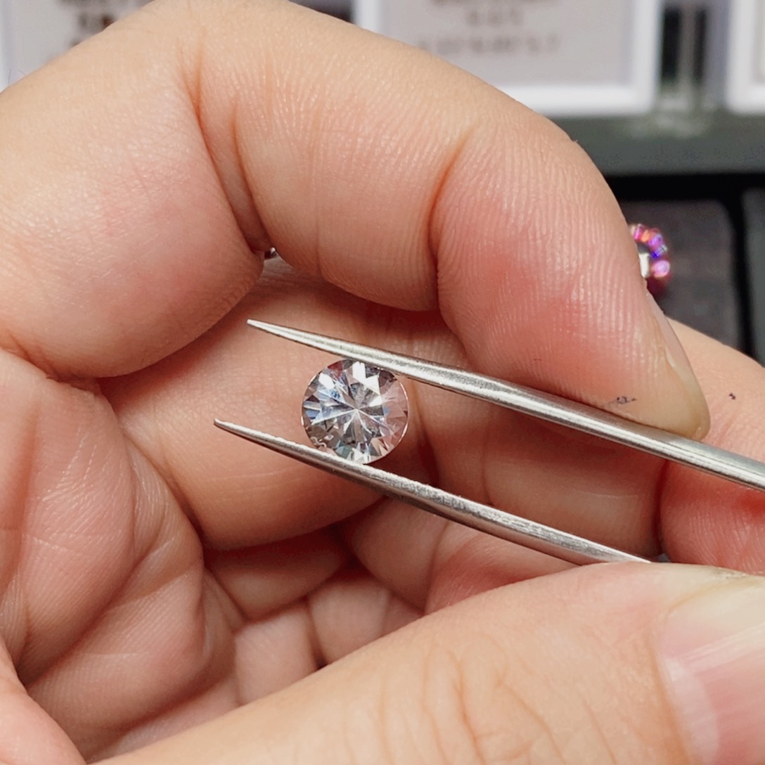 赛黄晶裸石未镶嵌1.33c t