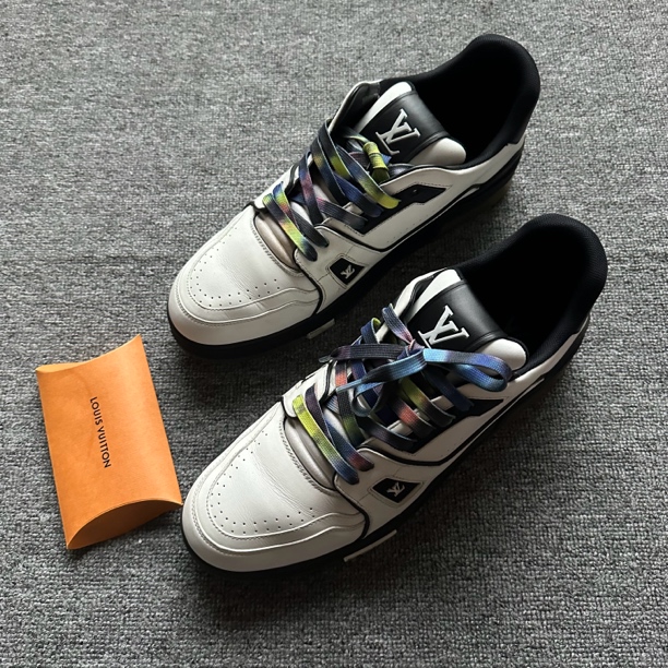 95新 LouisVuitton/路易威登 43.5码 Trainer 黑白熊猫男士板鞋