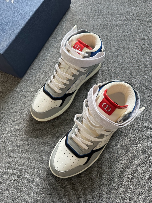 全新未使用 DIOR/迪奥 42码原盒 b27 魔术贴高帮男士板鞋 灰白蓝