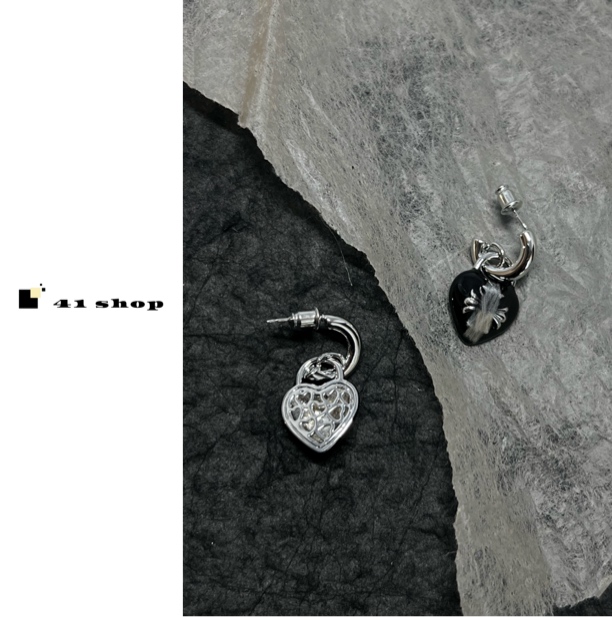 铜合金珐琅耳饰 A425 克克黑釉爱心耳钉