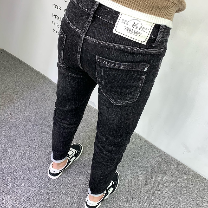 黑色刺绣牛仔裤男2025秋冬新款潮牌水洗休闲百搭韩版修身九分裤子