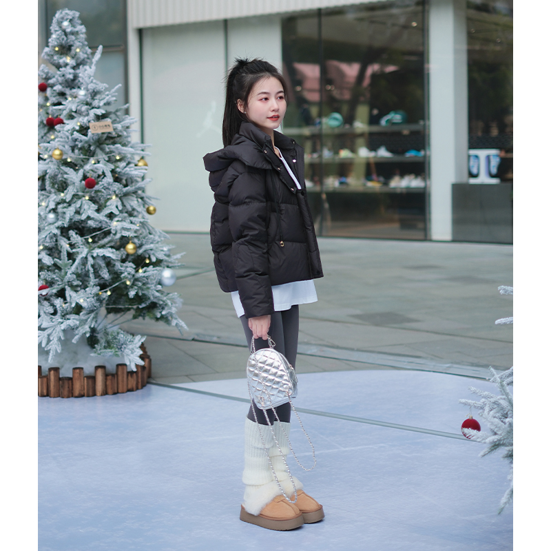 【浓情晚空】小个子定制冬季简约泡芙感保暖白鸭绒黑色短款羽绒服女